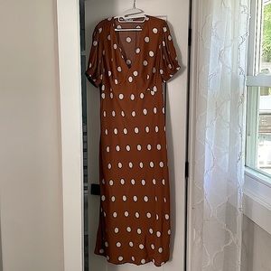 Really cute neutral color target dress size xxl worn twice